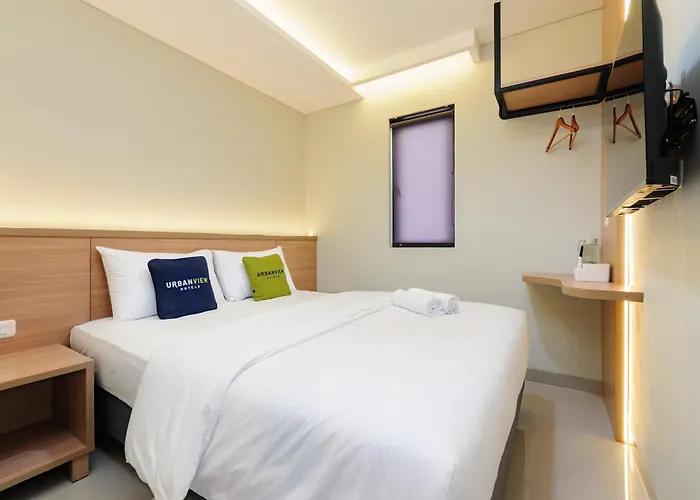 Urbanview Greenville Jakarta